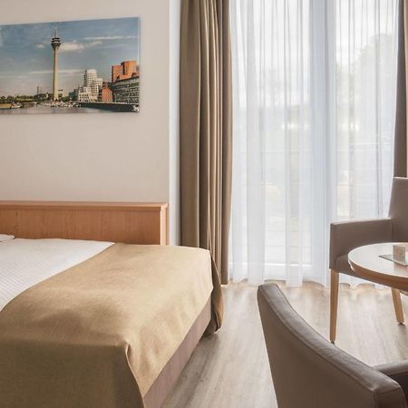 Hotel Chrisma Dusseldorf Ngoại thất bức ảnh