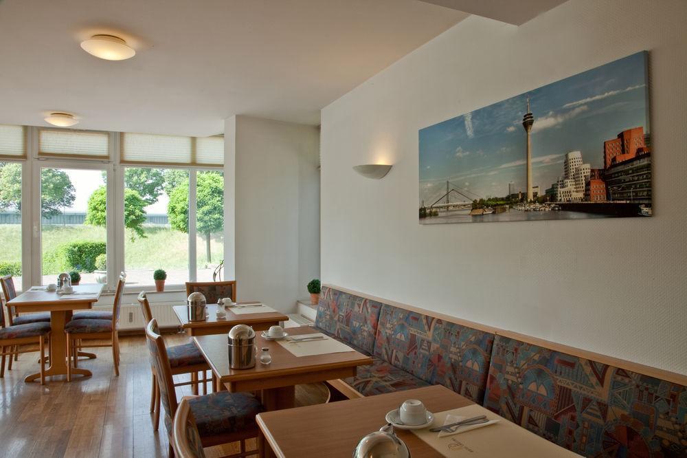 Hotel Chrisma Dusseldorf Ngoại thất bức ảnh