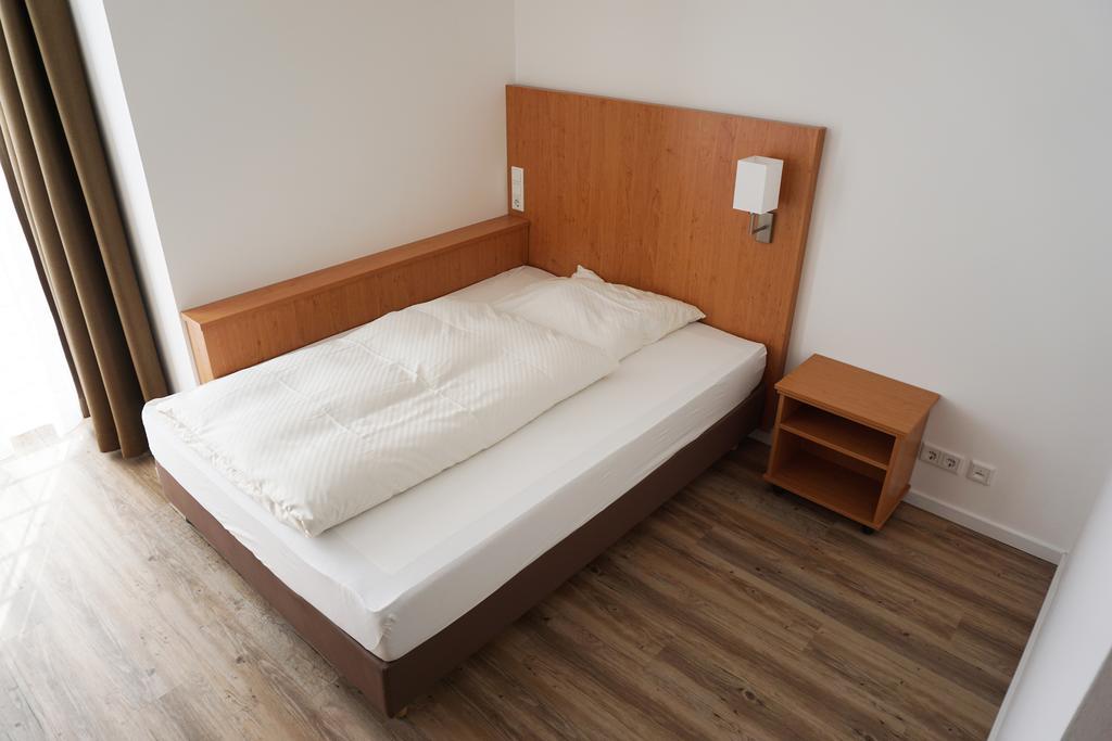 Hotel Chrisma Dusseldorf Ngoại thất bức ảnh