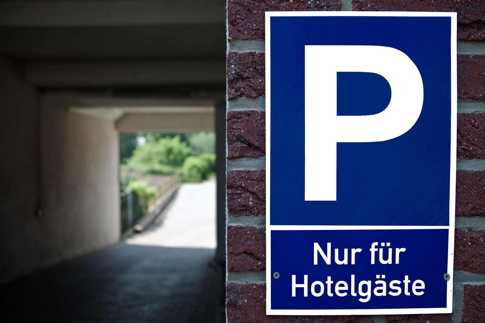 Hotel Chrisma Dusseldorf Ngoại thất bức ảnh