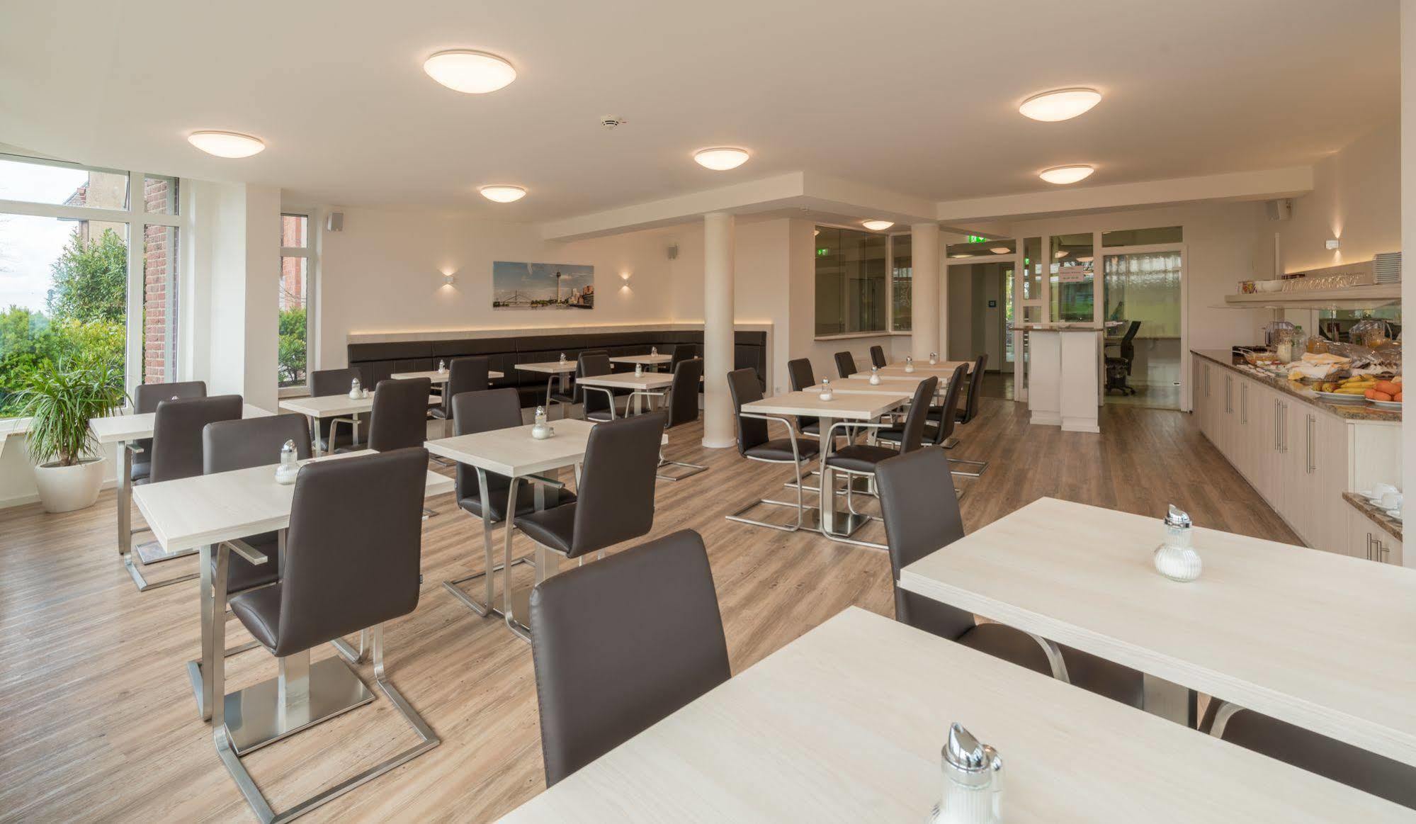 Hotel Chrisma Dusseldorf Ngoại thất bức ảnh