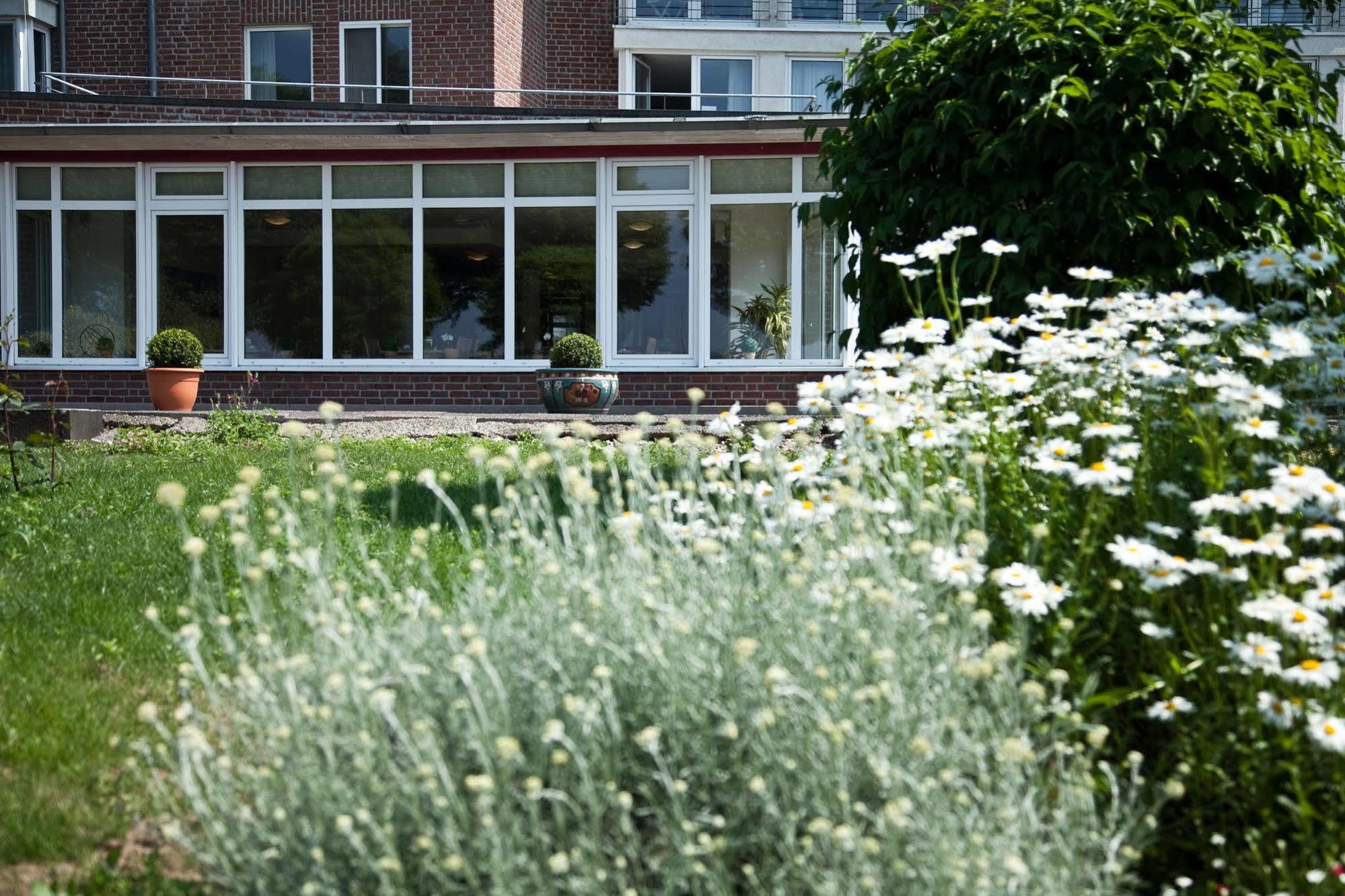 Hotel Chrisma Dusseldorf Ngoại thất bức ảnh